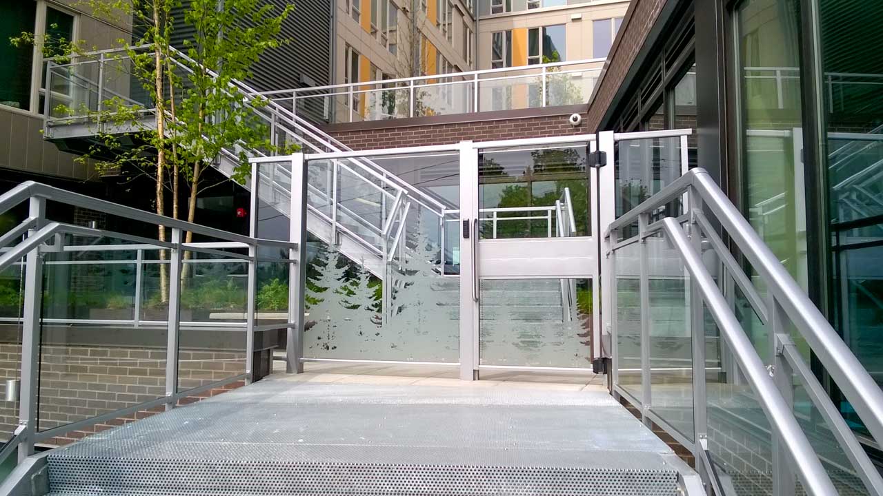 Custom railings with frosted glass gate